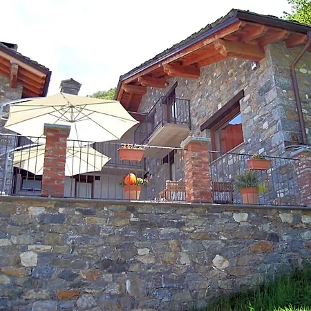 Casa Val Nocleg ze śniadaniem Quincinetto